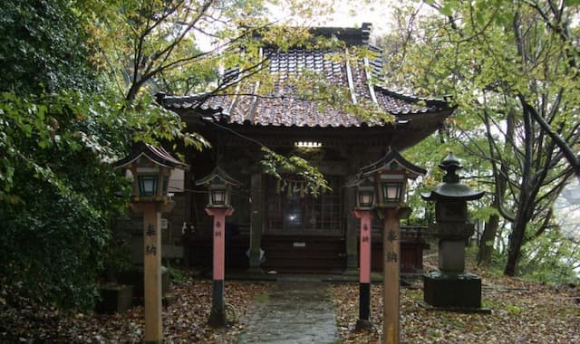柏崎市胞姫神社